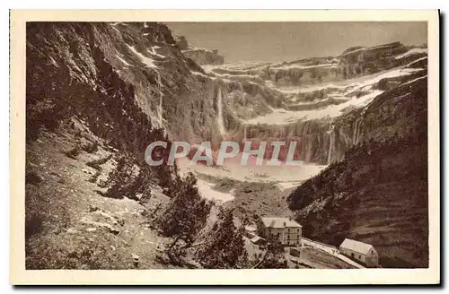 Cartes postales Gavarnie Le Cirqie et l'Hotel