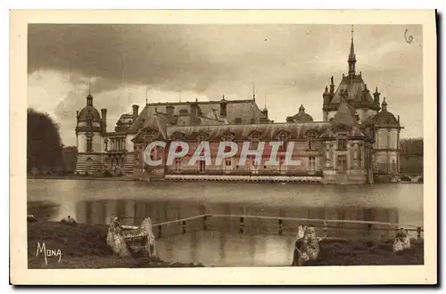 Cartes postales Chateau de Chantilly Les Chateaux le Petit Chateau et la Tour du Tresor