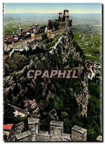 Cartes postales moderne Repubblica di S Marino le Rocher et Panorama