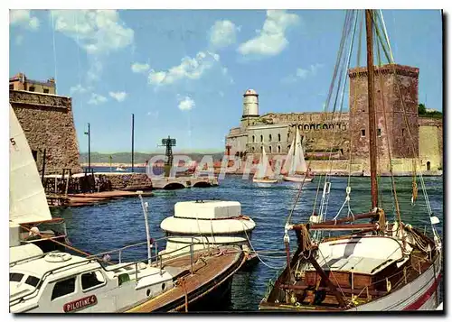 Cartes postales moderne Marseille entree du Port et le Fort Saint Jean Bateau