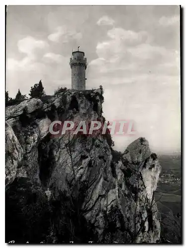 Cartes postales moderne Rep San Marino la troisiemme tour et panorama