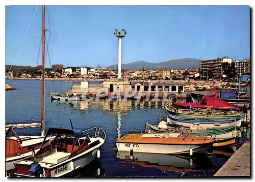 Cartes postales moderne Au Soleil de la Cote d'Azur Cros de Cagnes le Port vue generale de la ville Bateaux