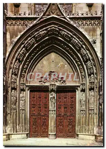 Cartes postales moderne La Cite du Roy Rene Aix en Provence Cathedrale Saint Sauveur Architecture et Portail en bois scu