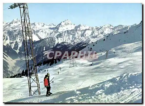 Cartes postales moderne Gaschurn im Montafon Austria Versettia Lift gegen Vallula Ski