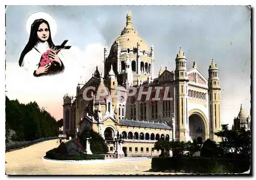 Cartes postales moderne La Basilique de Lisieux Vue d'Ensemble