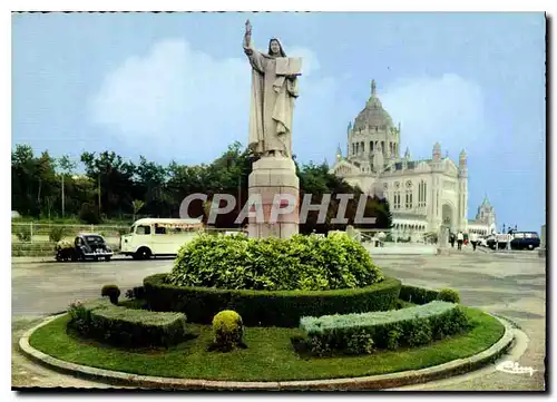 Cartes postales moderne Lisieux La Basilique Sainte Therese de l'Enfant Jesus