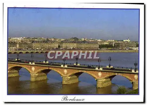 Cartes postales moderne Bordeaux le Pont de Pierre la Garonne et la Place de la Bourse