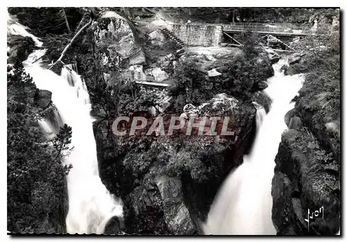 Cartes postales moderne Pont d'Espagne Hautes Pyrenees Les Chutes des Gaves