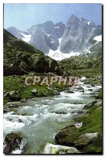 Cartes postales moderne Les Pyrenees Vignemale et Gave des Oulettes de Gaube