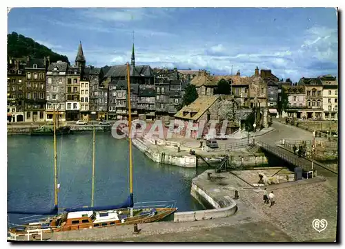 Cartes postales moderne Honfleur Calvados Le Quai Ste Catherine et la Lieutenance