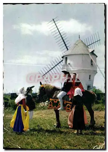 Ansichtskarte AK Folklore de France la Bretagne les Paludiers de Batz et du Pouliguen Loire Atlantique Presentati