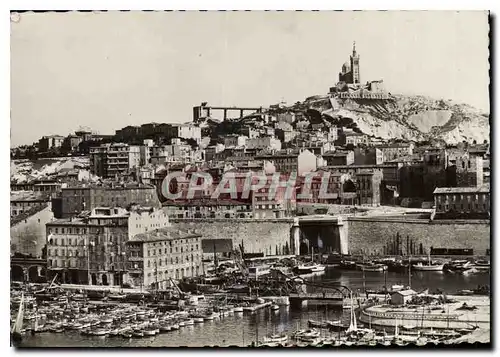 Cartes postales moderne Marseille Bassin du Carenage au fond Notre Dame de la Garde