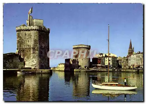 Cartes postales moderne La Rochelle Charente Maritime l'entree du Port