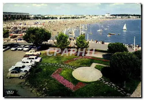 Cartes postales moderne Royan Cote de Beaute la Plage et le Front de Mer vus des jardins du Casino
