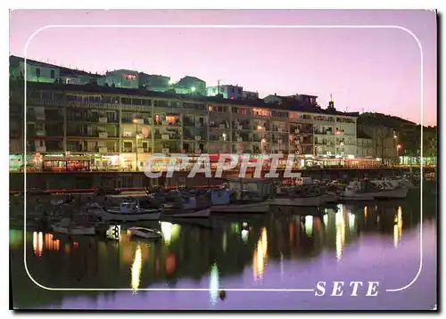 Cartes postales moderne Sete Herault le Port et la promenade J B Marty sous les feux de la nuit