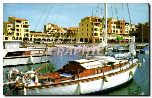 Cartes postales moderne Cap d'Agde Herault le Port de la Clape la Place et la residence Richelieu