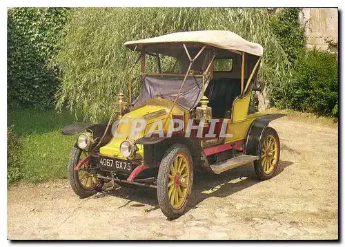 Cartes postales Edite par le Comite National de l'Enfance Renault 8 chevaux 1906 Automobile