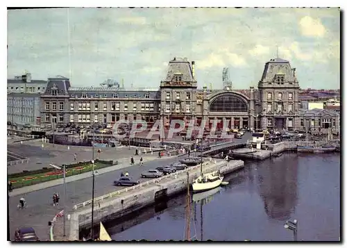 Cartes postales moderne Ostende Quai la Gare