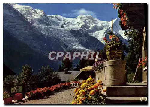 Cartes postales moderne Chamonix Mont Blanc l'aiguille du Gouter le Mont Blanc et le glacier des Bossons