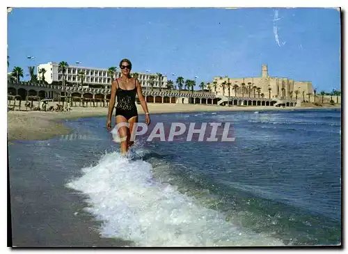 Cartes postales moderne Monastir Tunisie L'Hotel Esplanade la plage le Ribat