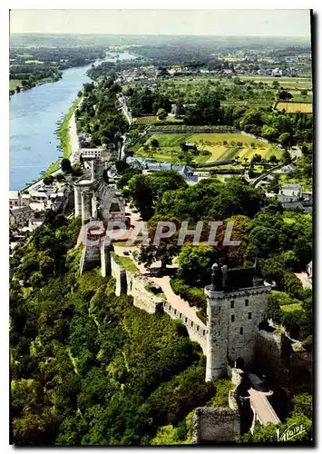 Cartes postales moderne Chinon Indre et Loire Le Chateau Au premier plan