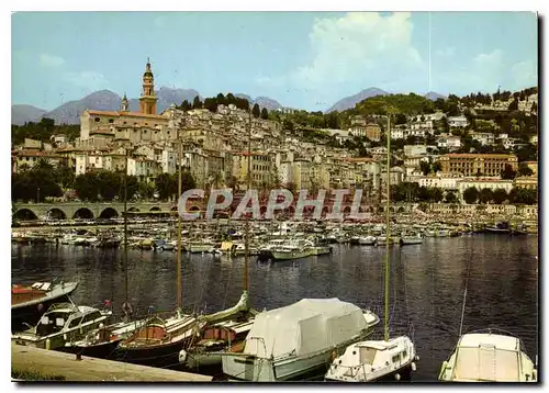 Cartes postales moderne Menton La Vieille Ville et un Coin du Nouveau Port