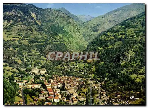 Cartes postales moderne St Etienne de Tinee Alpes Mar Vue generale aerienne