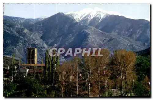 Cartes postales moderne Le Roussillon Saint Michel de Cuxa et le massif du Canigou