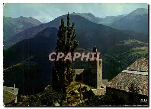 Cartes postales moderne La Cerdagne Francaise Le Clocher de Sauto au fond la Chaine des Pyrenees