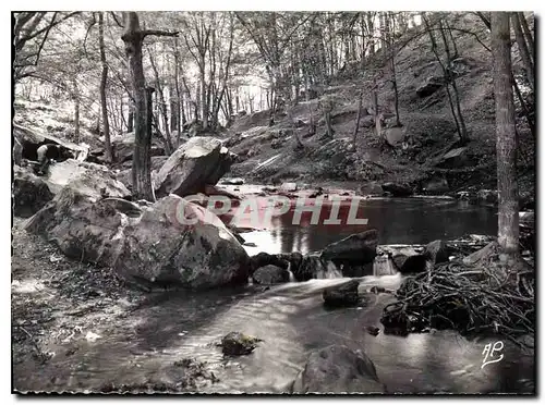 Cartes postales moderne Cernay S et O Les Cascades