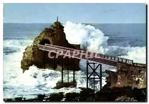 Cartes postales moderne Biarritz La Tempete au Rocher de la Vierge