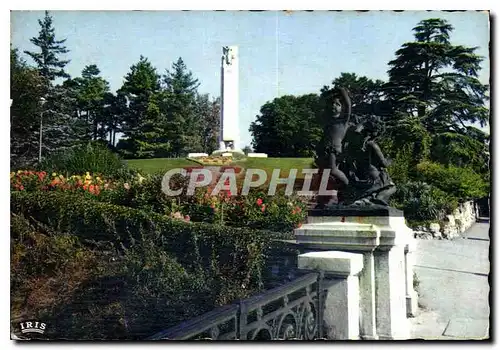 Cartes postales moderne Chambery Pont des Amours et clos Saveiroux