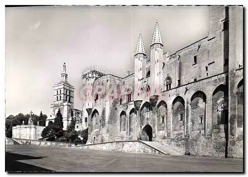 Cartes postales moderne Avignon L'Entree du Palais des Papes et ND des Doms