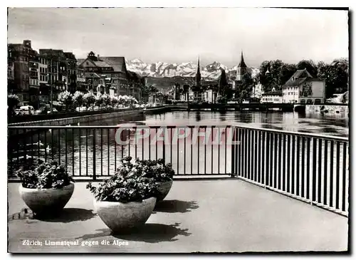Cartes postales moderne Zurich Limmatquai geggen die Alpen
