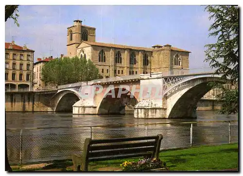 Cartes postales moderne Romans sur Isere drome vue sur la Collegiale Saint Bernard