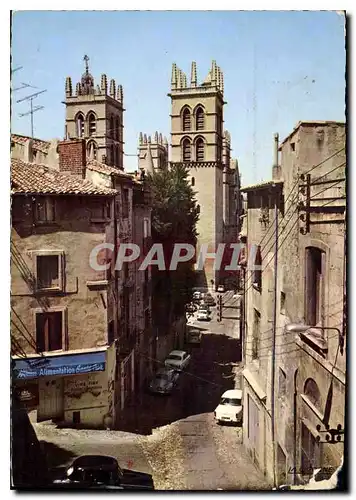 Cartes postales moderne Montpellier Herault Vieille rue et Cathedrale Saint Pierre