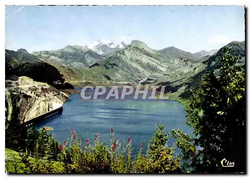 Cartes postales moderne Les Alpes Francaises en couleurs naturelles le Lac et Barrage de Roselend Savoie au fond le Mont