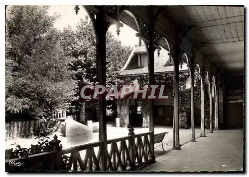 Cartes postales moderne Brides les Bains Savoie la Source et le Promenoir