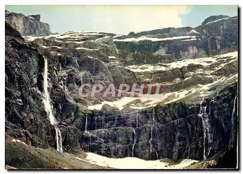 Cartes postales moderne Les Pyrenees Gavarnie Hautes Pyrenees le Cirque et la Grande Cascade