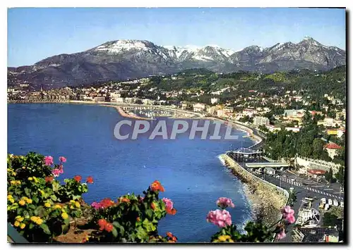 Cartes postales moderne La Cote d'Azur Menton le Perle de France la Frontiere Franco Italienne et la Baie de Garavan