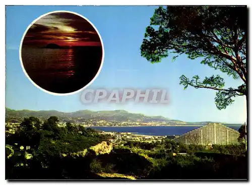 Cartes postales moderne Au soleil de la Cote d'Azur Villeneuve Loubet Plage vue generale la Baie des Anges et Marine Bai