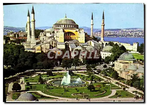 Cartes postales moderne Istanbul vue generale de S Sothie a droite le maham faite par l'architecte Sinan