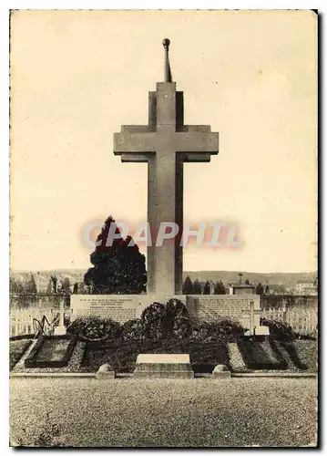 Cartes postales moderne Verdun Cimetriere Militaire du Faubourg Pave la tombe des Sept Soldats Inconnus