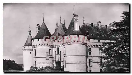 Cartes postales moderne Le Chateau de Chaumont sur Loire les tours d'entree du Chateau