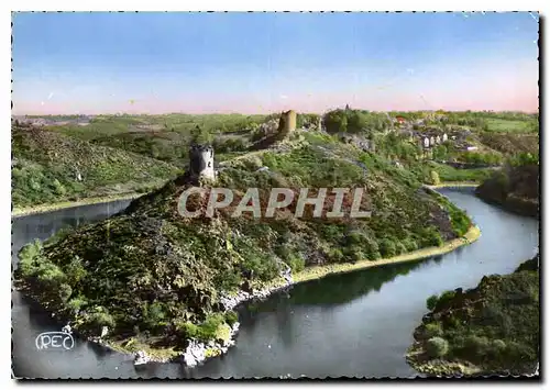 Cartes postales moderne La Creuse Pittoresque les Ruines de Crozant au Confiuent de la Creuse et de la Sedelle