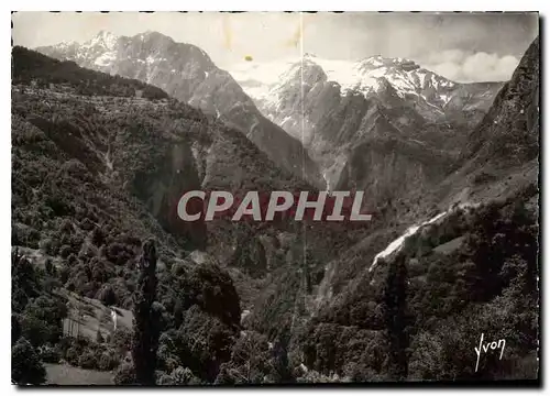 Cartes postales moderne Gorges de la Romanche Isere et massif du Grand Rochail a droite deversoir du lac du Chambon