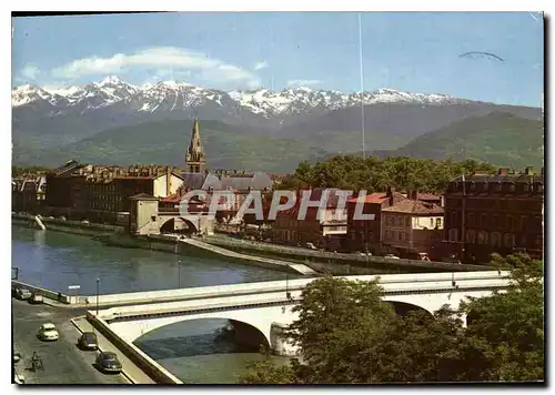 Cartes postales moderne Les Alpes en couleurs naturelles Grenoble les Quais de l'Isere station de depart du telepherique