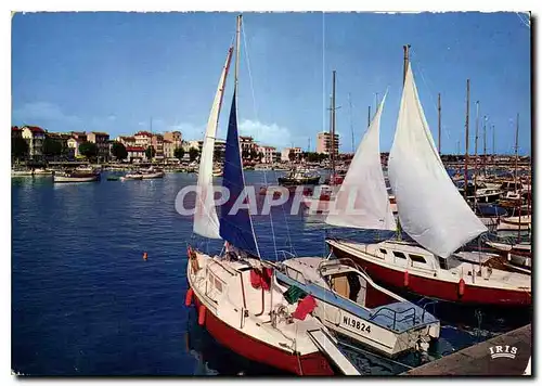 Cartes postales moderne La Cote d'azur Golfe Juan le Pont Bateaux