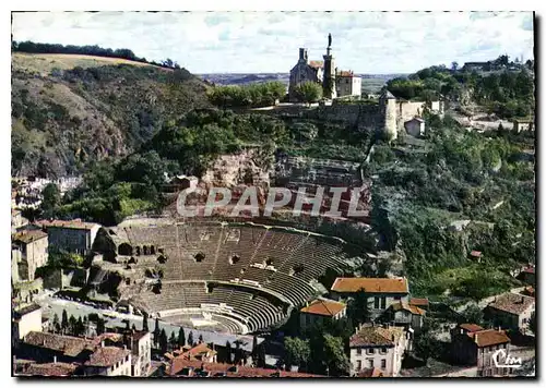 Cartes postales moderne Vienne Isere Vue aerienne le Theatre antique et N D de Pipet