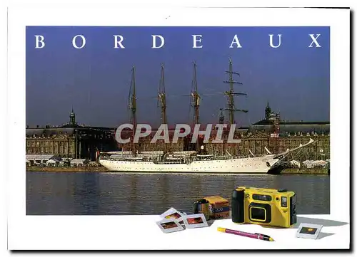 Cartes postales moderne Bordeaux Gironde Port de la Lune